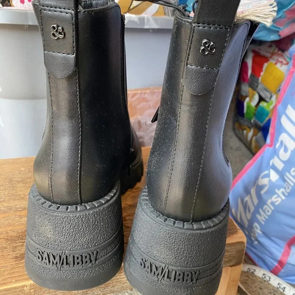 Y2K Chunky Heels Sam/Libby Chelsea Ankle Black Faux Leather Boot Womens 8.5 Goth - Picture 5 of 12